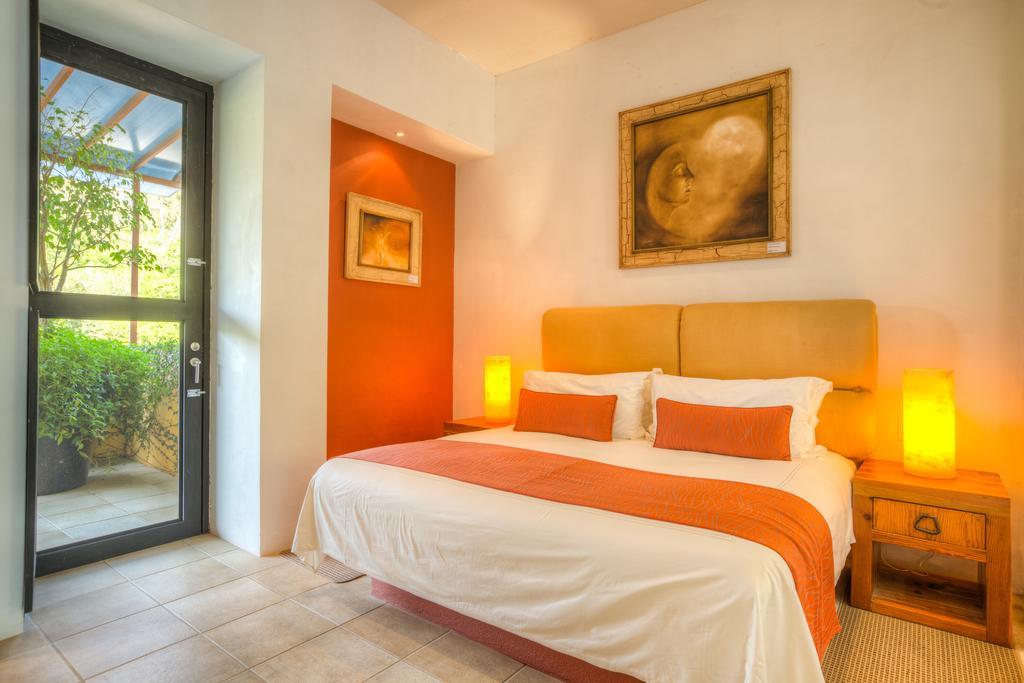 Villa Azalea Inn & Organic Farm JALISCO الغرفة الصورة