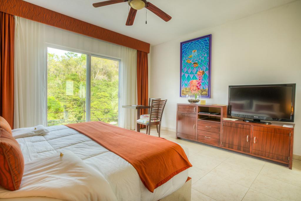 Villa Azalea Inn & Organic Farm JALISCO الغرفة الصورة